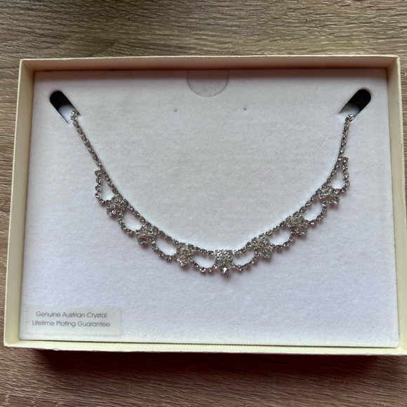 Karina Austrian Crystal, sterling silver - Picture 2 of 2